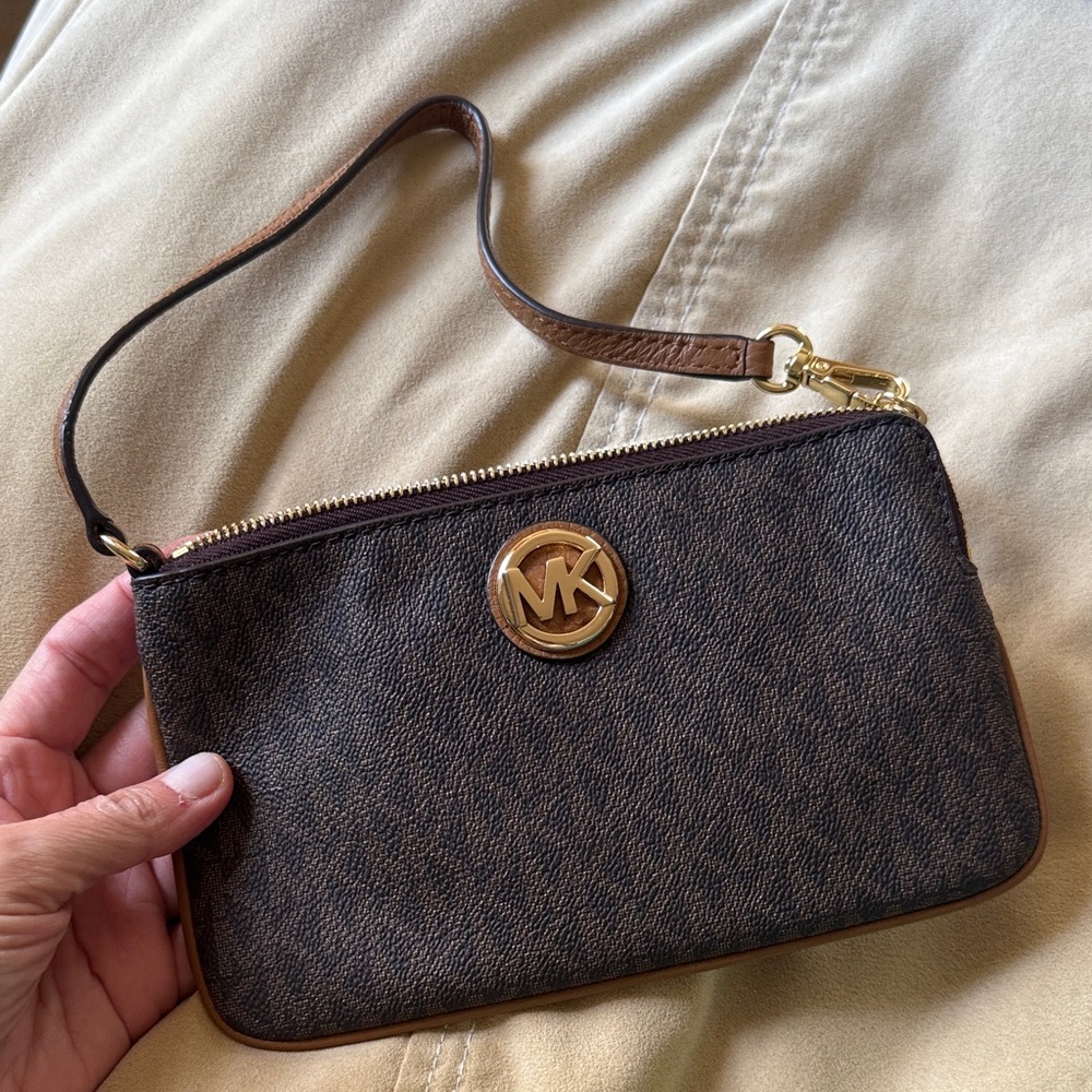 NEW Michael Kors Dark Brown Wristlet with Gold Logo